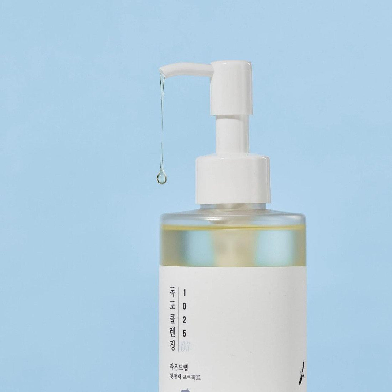 Round Lab 1025 Dokdo Cleansing Oil 200ml - Image 3