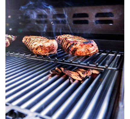 Saber Deluxe Black 3-Burner Grill - Image 8