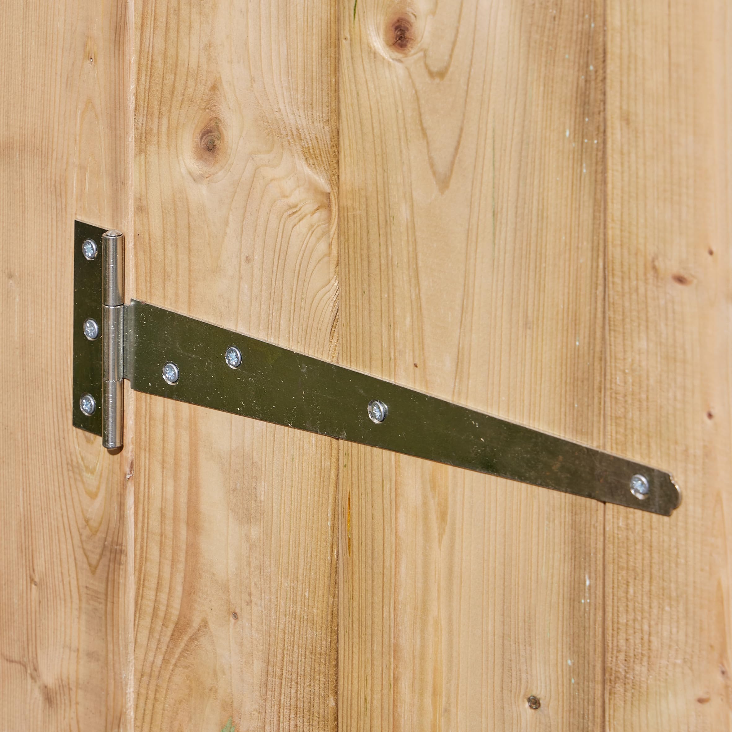 Rowlinson 6x8 Premier Shiplap Single Door Apex Shed - Image 6