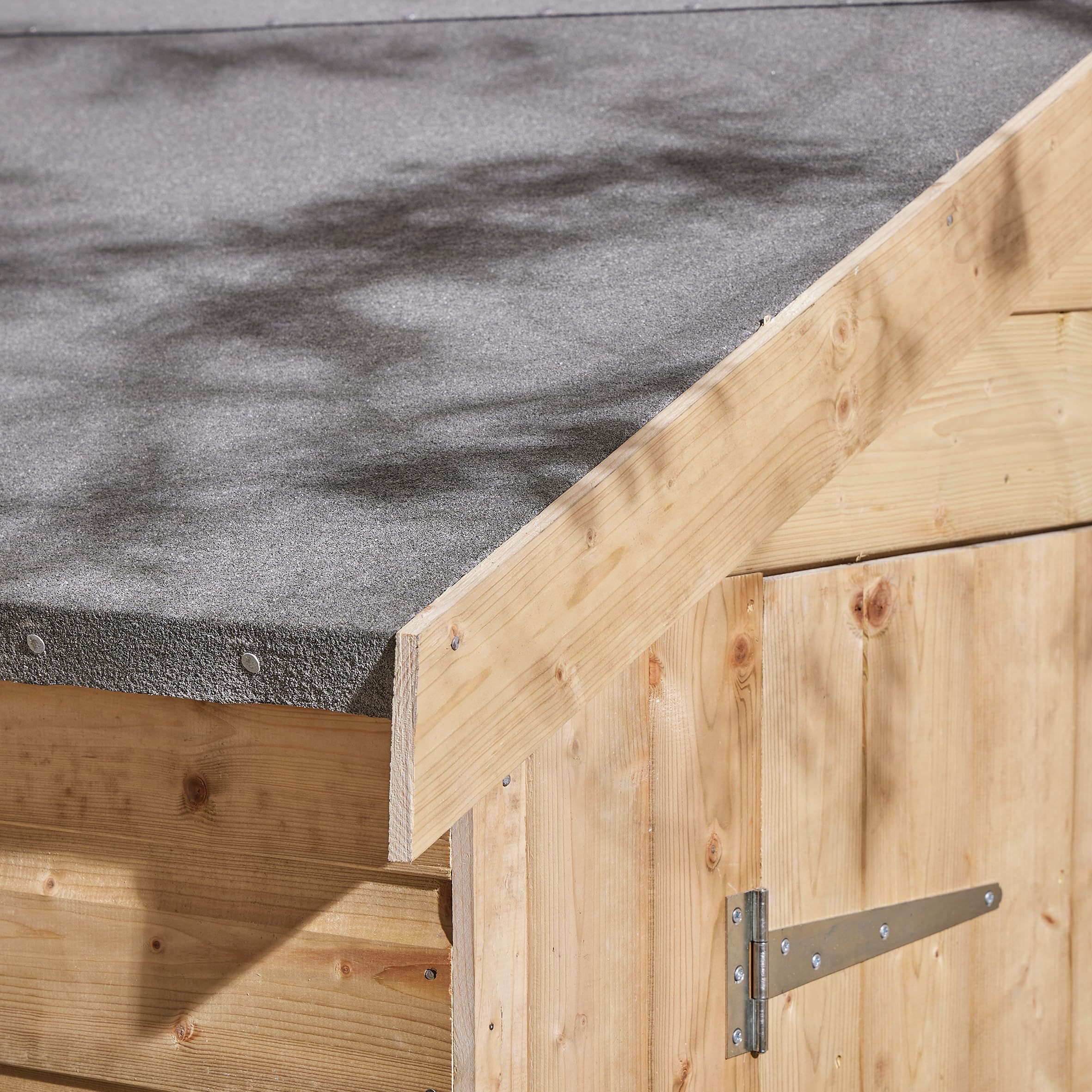 Rowlinson 6x8 Premier Shiplap Single Door Apex Shed - Image 5