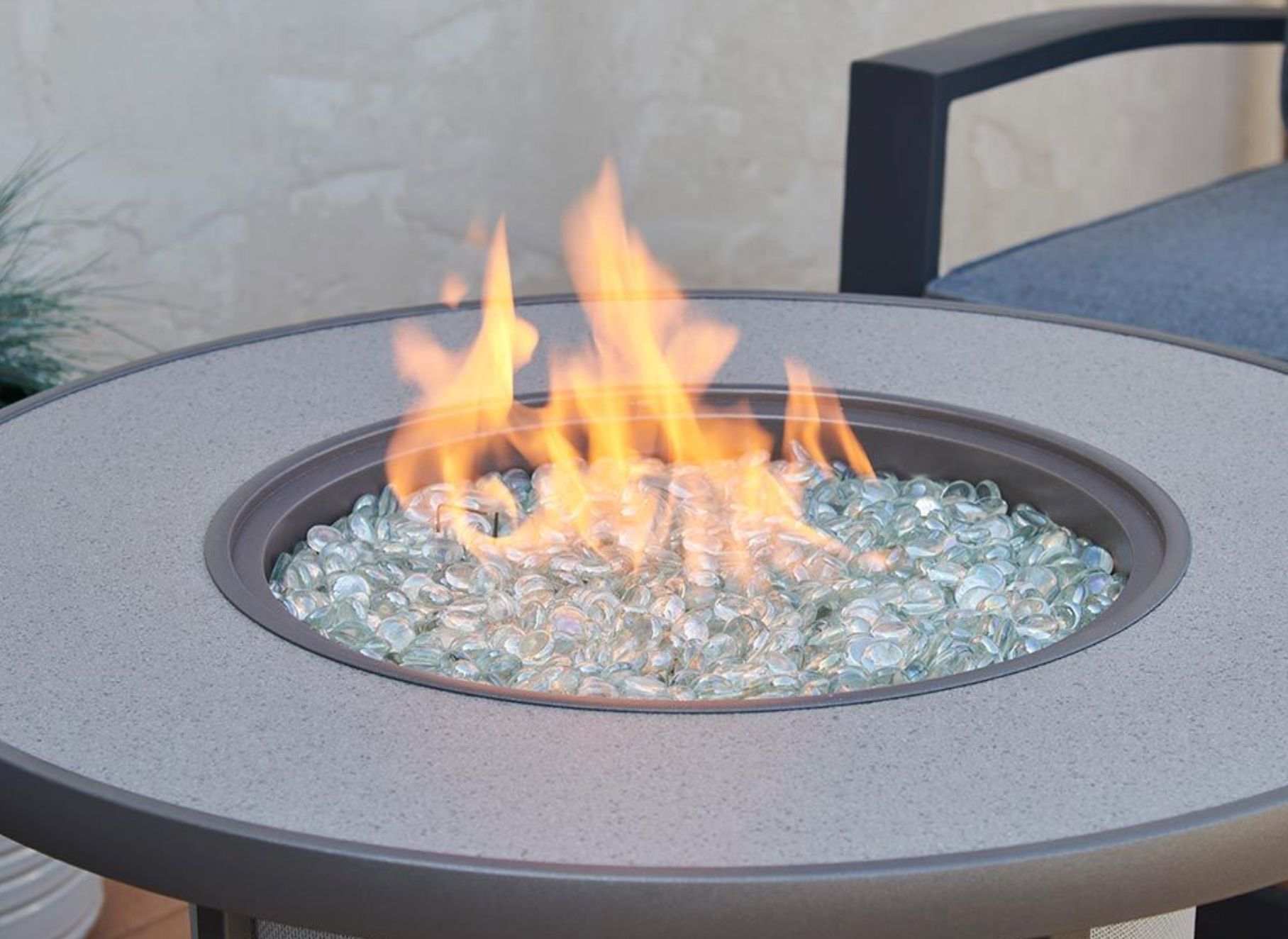 The Outdoor GreatRoom Company SF-32-K Stonefire Gas Fire Table - Image 3